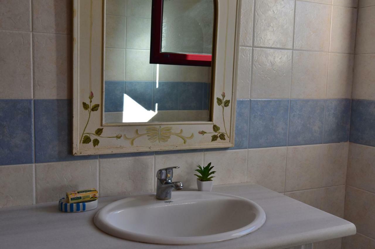 Anais Apartments Megas Limnionas Ngoại thất bức ảnh