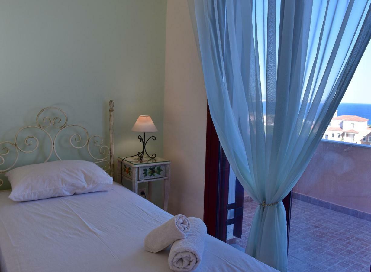 Anais Apartments Megas Limnionas Ngoại thất bức ảnh
